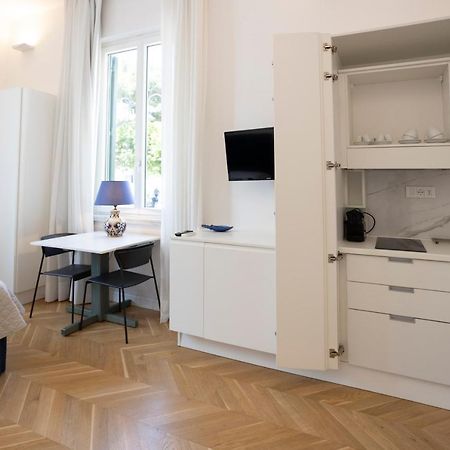 Sinonda Luxury Apartment Maiori Eksteriør billede